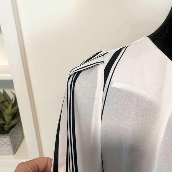 Antonio Melani Blouse - Picture 6 of 10